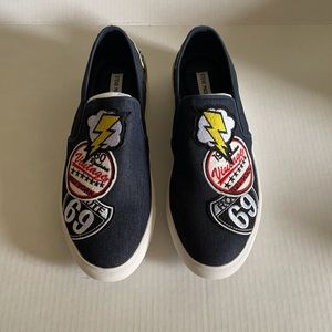 Men’s Steve Madden slip on sneakers